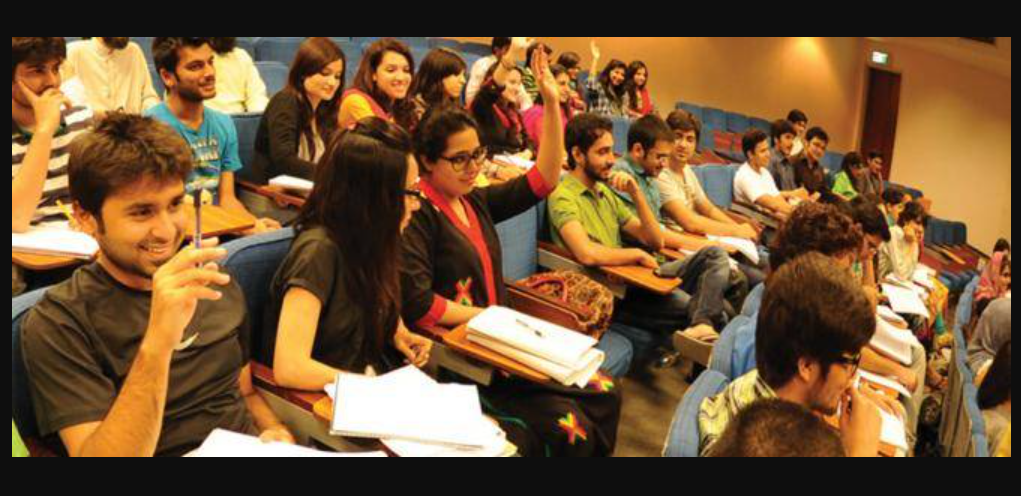 Pakistan’s University Enrolment Falls Nearly 12% After Years of Growth university enrolment
