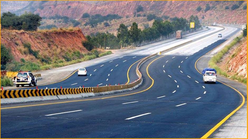 Two Women Killed In Motorway-2 Crash Near Kot Momin Two Women Killed In Motorway-2 Crash Near Kot Momin