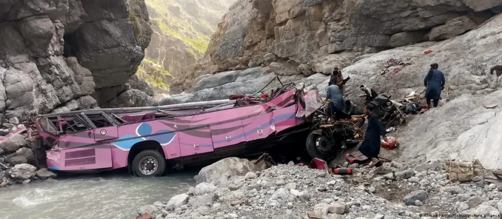 Survivor Account Prompts Probe Into Deadly Sherani Bus Crash Survivor Account Prompts Probe Into Deadly Sherani Bus Crash