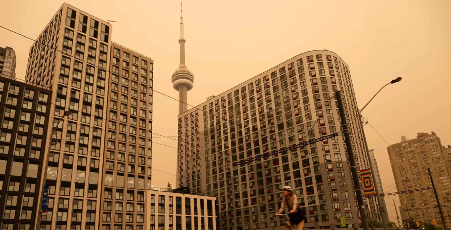 Canadian Wildfire Smoke Worsens Air Quality Across Toronto Canadian Wildfire Smoke Worsens Air Quality Across Toronto