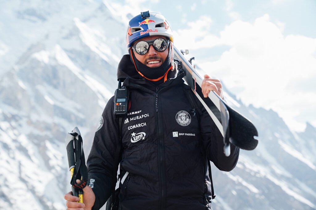 Poland’s Bargiel Conquers 8,000m Peaks Without Supplemental Oxygen Poland’s Bargiel Conquers 8,000m Peaks Without Supplemental Oxygen