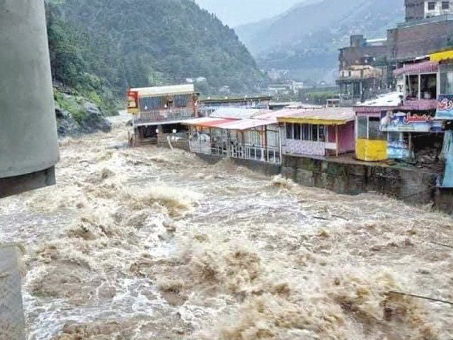 Heavy Rains Trigger Flooding, Strand Tourists In Balakot Heavy Rains Trigger Flooding, Strand Tourists In Balakot