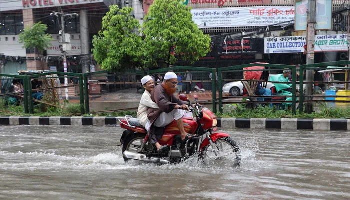 Floods in Bangladesh kill 44, leave over a million stranded
