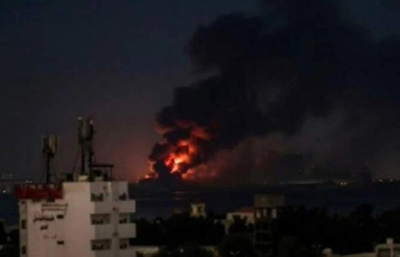 Saudi Coalition Strikes Houthi Targets As Conflict Escalates Saudi Coalition Strikes Houthi Targets As Conflict Escalates