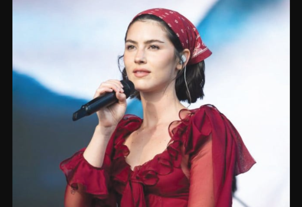 Gracie Abrams Has a Surprise for Fans After ‘Daughter From Hell’—Here’s What She Announced Gracie Abrams bonus tracks