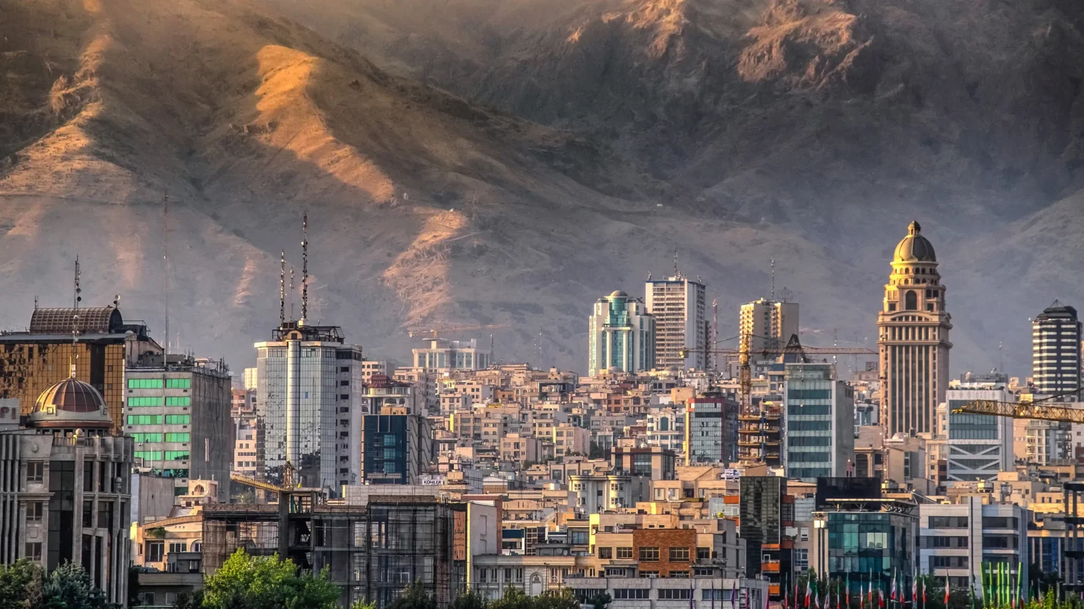 Unverified report claims Western diplomats debated coordinated departures from Tehran