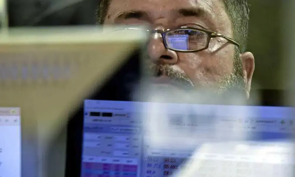 Pakistan Stock Exchange plunges as US-Iran tensions trigger broad market sell-off