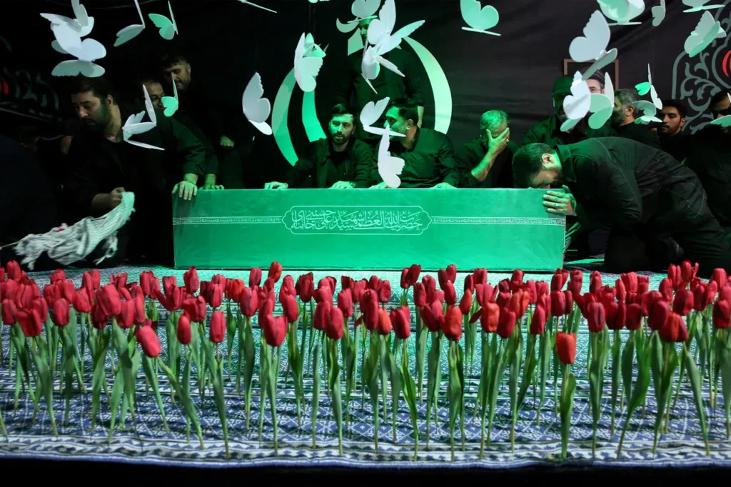 Thousands gather in Tehran as Iran begins farewell ceremonies for Ayatollah Ali Khamenei