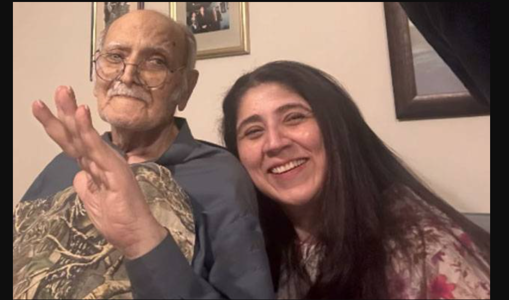 Aamna Isani Shares Emotional News About Her Father’s Demise Aamna Isani
