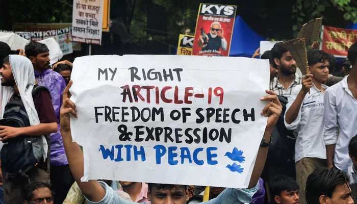 Indian students criticize media for calling Cockroach protesters ‘Pakistani agents’ Indian students criticize media for calling Cockroach protesters ‘Pakistani agents’