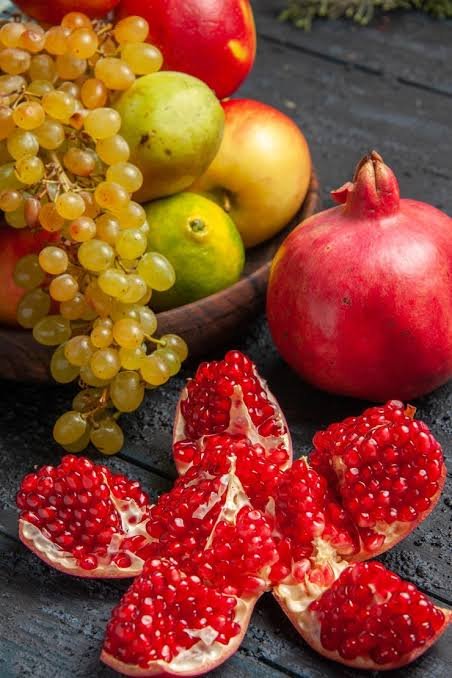 8 Anti-Inflammatory Fruits That Can Improve Gut Health Naturally