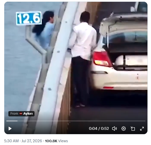 Taxi driver saves a young girl from committing suicide in a dramatic rescue Taxi driver saves a young girl from committing suicide in a dramatic rescue
