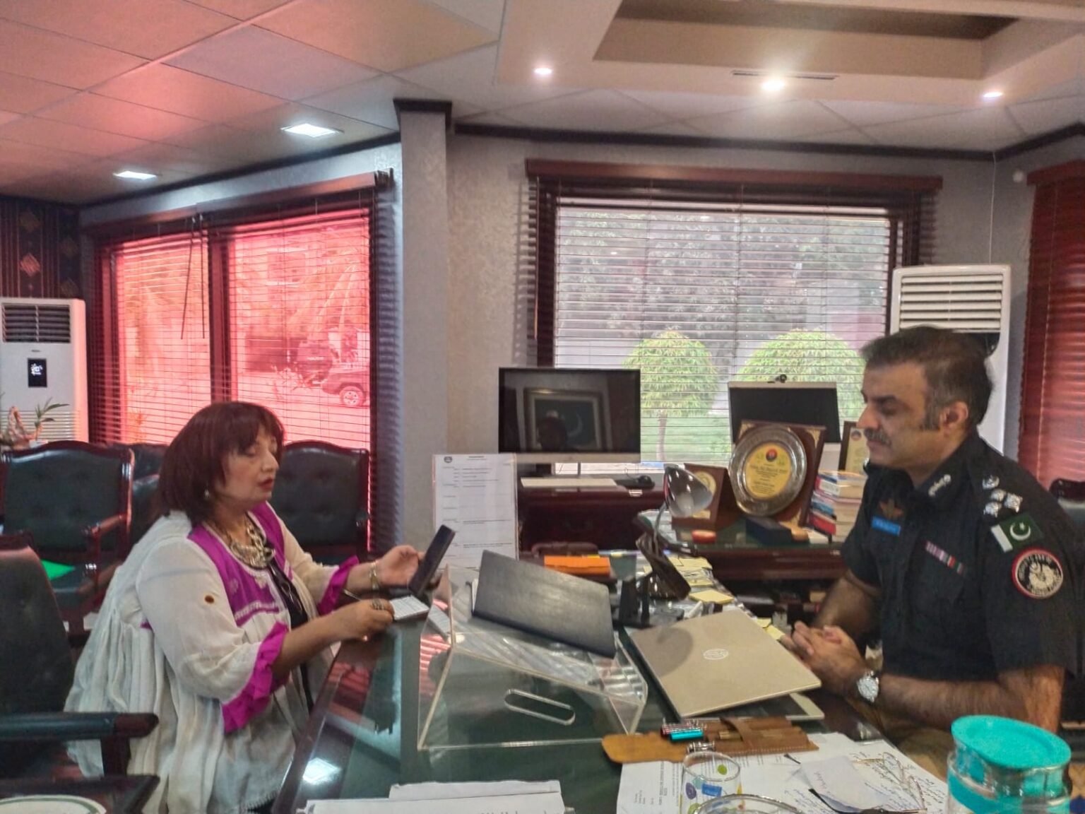 Cracking Rs 300m Heist, DIG West Irfan Balouch Calls For Urgent Reforms To Curb Crime: Lack Of SOPs Enable Heists Cracking Rs300m Heist, DIG West Irfan Balouch Calls For Urgent Reforms To Curb Crime; Warns Security Lapses