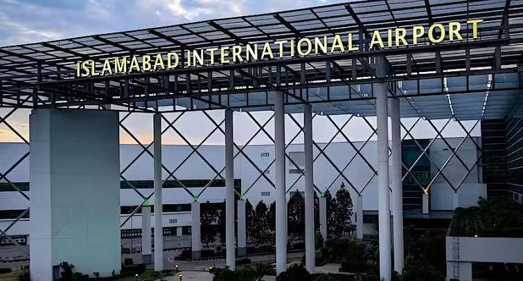 Big Win for Islamabad Airport as It Receives Best Service Award