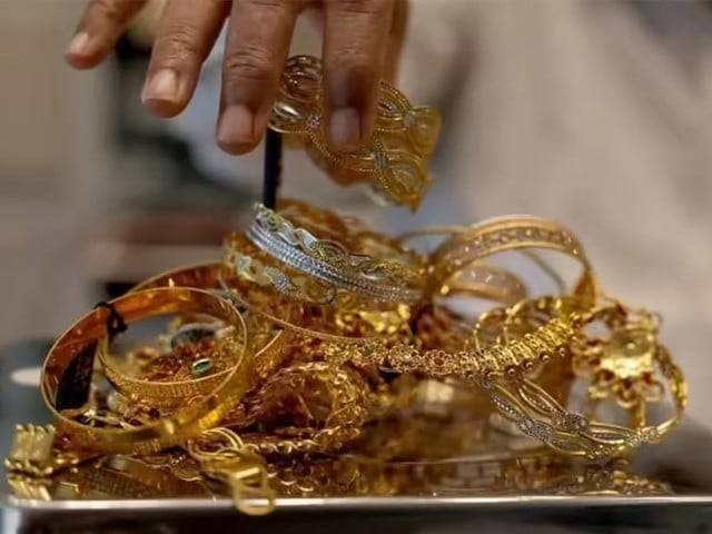 Armed robbers loot cash, gold and valuables from house in Karachi’s Gadap City