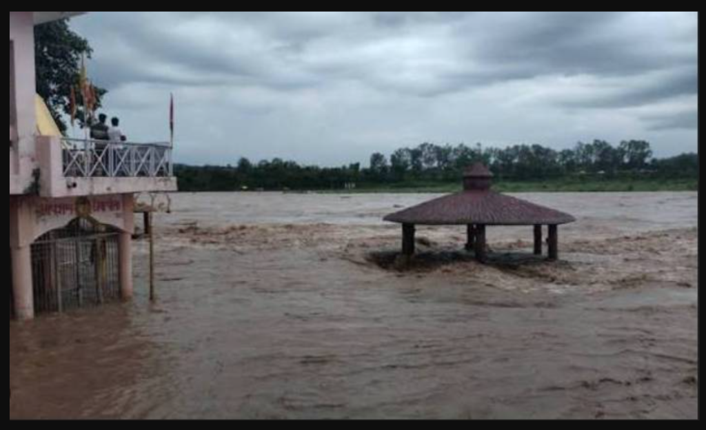 Monsoon Fury Grips Punjab as Death Toll Climbs to 27, Floodwaters Swell Across Multiple Districts Punjab monsoon rains