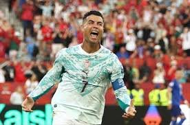 Ronaldo’s Pre-Penalty Prayer Moment Goes Viral as Portugal Fight Back Against Croatia