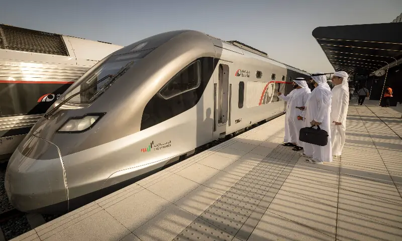 UAE’s first train “Etihad Rail” surprises passengers with 200-km/h speed UAE Launches First Passenger Rail Service, Marking New Era in National Transport