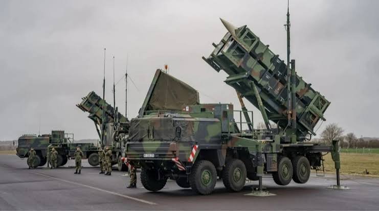 Ukraine reports interceptor missile shortage after deadly Russian strike on Kyiv