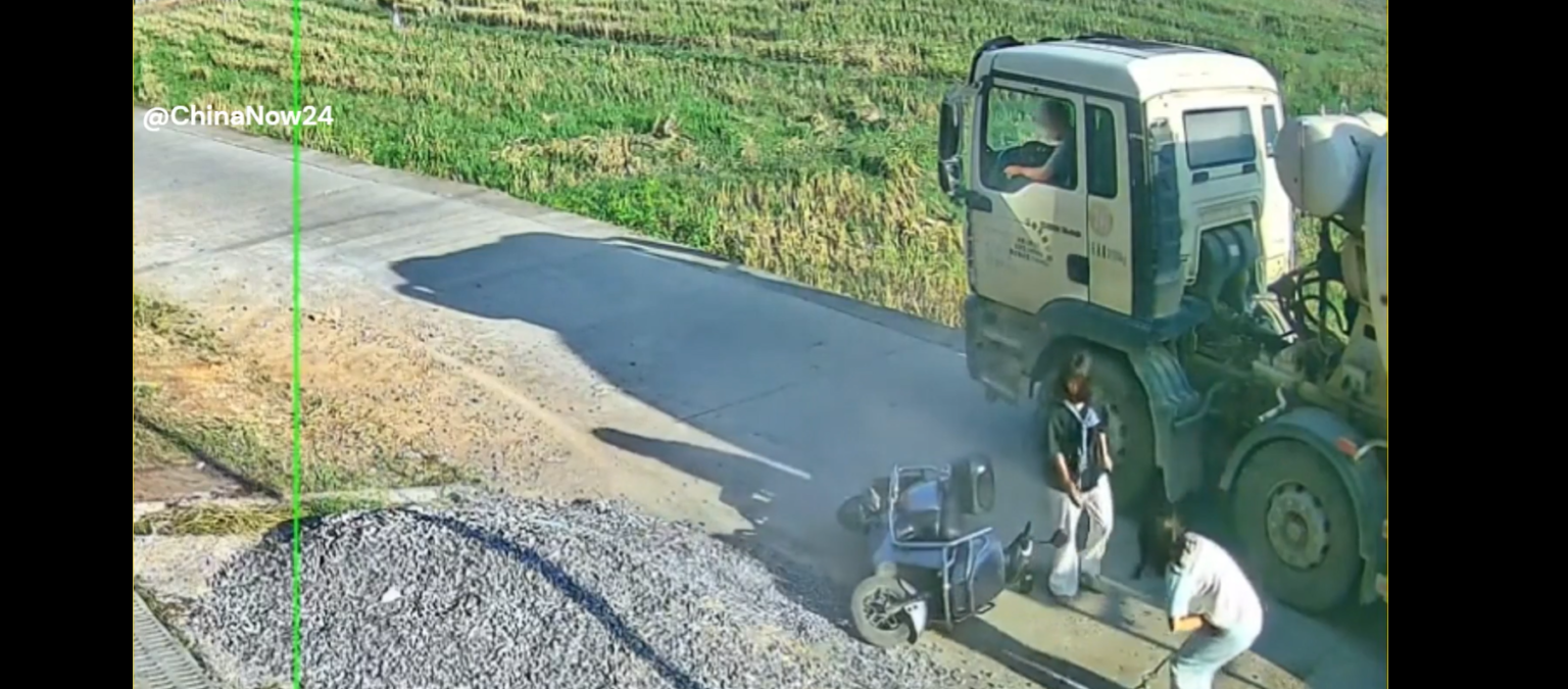 Watch How The Truck Driver Saves Two Cyclists in Split-Second Road Decision
