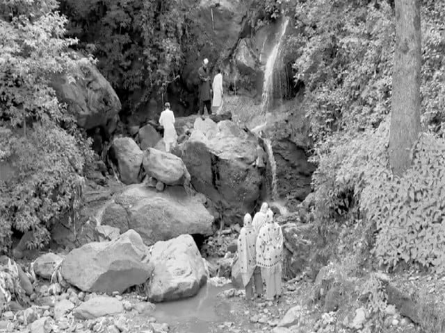 Murree “Waterfall” Turns Out To Be A Sewage Drain Murree “Waterfall” Turns Out To Be A Sewage Drain