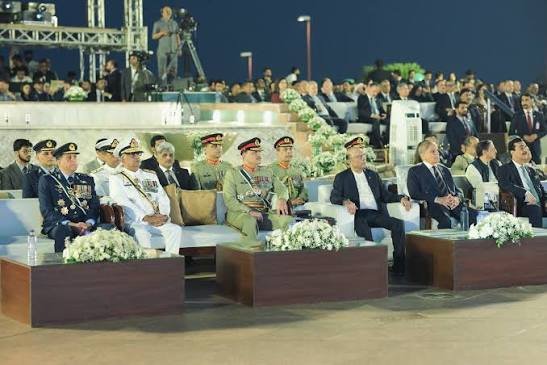 Pakistani Leaders Call For Unity on Independence Day Pakistani Leaders Call For Unity on Independence Day