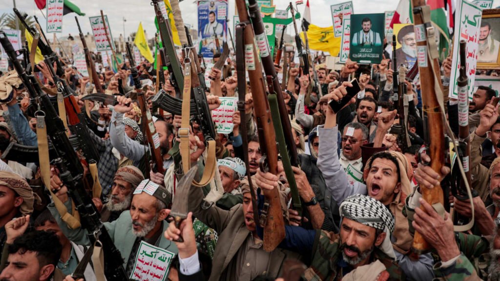Pakistan Condemns Houthi Attack on Commercial Vessel That Killed Three Citizens