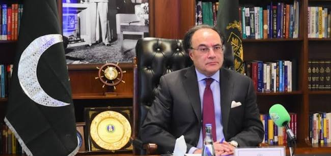 Pakistan Eyes $2 Billion Eurobond Return to Global Markets Pakistan Eyes $2 Billion Eurobond Return to Global Markets