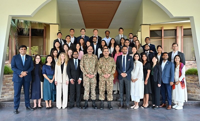 Field Marshal Asim Munir Meets Harvard Business School Students, Stresses Facts Over Propaganda