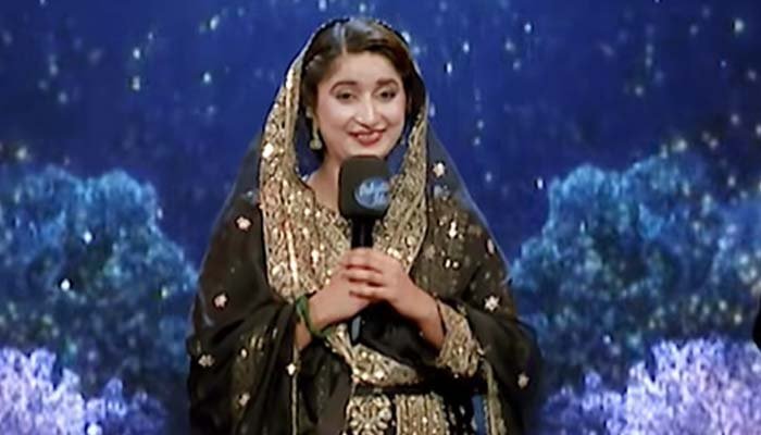 Hira Qaiser Crowned Pakistan Idol Winner Hira Qaiser Crowned Pakistan Idol Winner