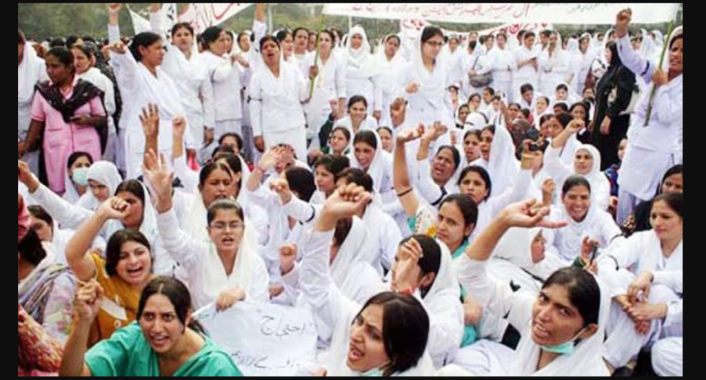 Jinnah Hospital Nurses Walk Out in Karachi—What’s Behind the Sudden Protest? Nurses protest