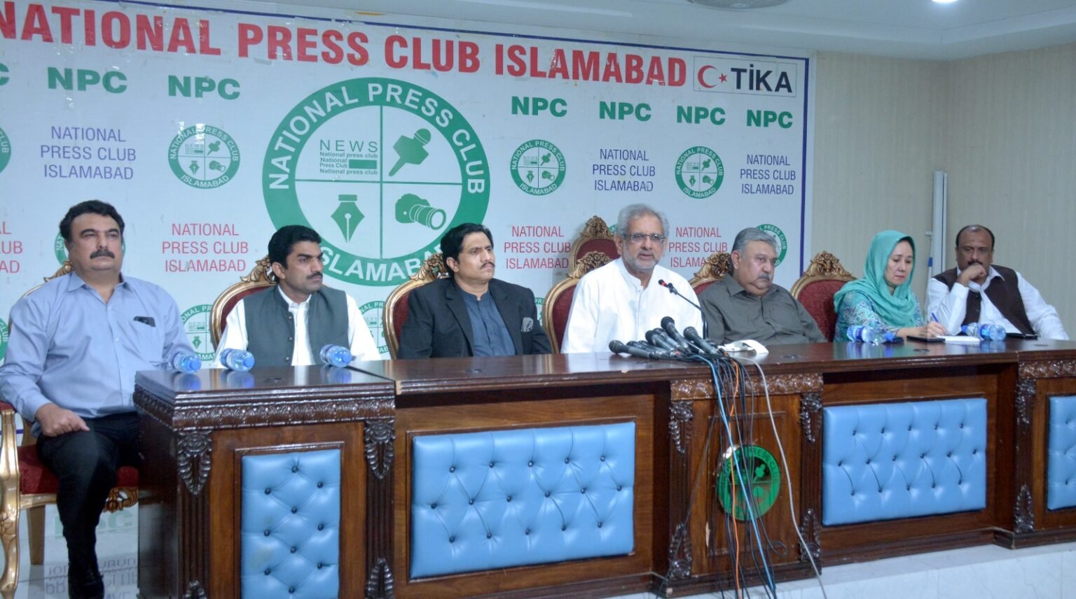 Is Pakistan’s Economic Crisis Deepening? Shahid Khaqan Abbasi Calls for Political Consensus and Reforms Shahid Khaqan Abbasi economic reforms