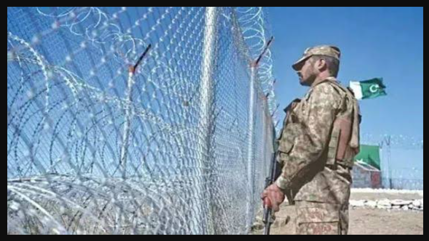 Pakistan Fires Back at Afghan Weapons Smuggling Claim as Blame Game Deepens Afghan Weapons