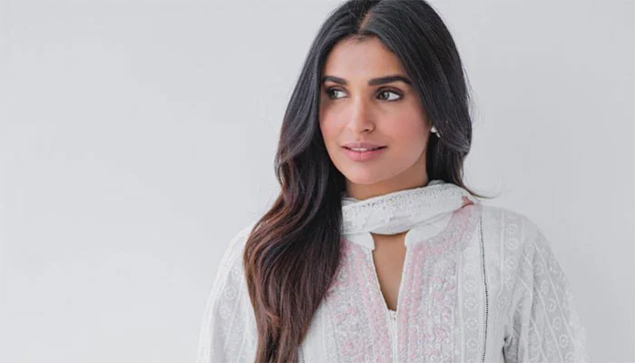 Amna Ilyas: What prompted her to explain her position in Yasir Hussain’s upcoming film Amna Ilyas Clarifies Her Position in Yasir Hussain’s Upcoming Film