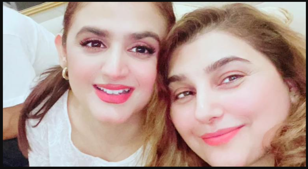Javeria Saud Talks About Beauty Standards and Filters—So Why Are Fans Mentioning Hira Mani? Javeria Saud Hira Mani