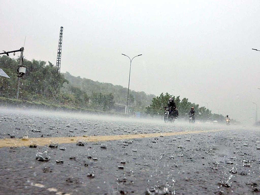 Punjab, KP Brace for Fresh Rain Spell as Authorities Warn of Flooding, Landslides