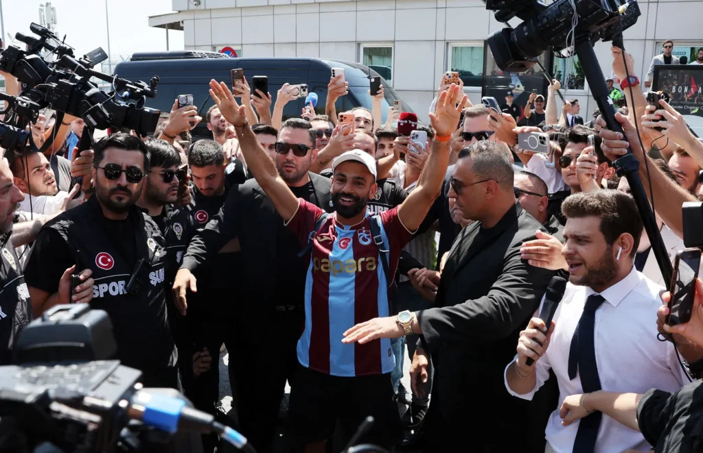 Mohamed Salah Nears Trabzonspor Move as Turkish Club Confirms Transfer Talks