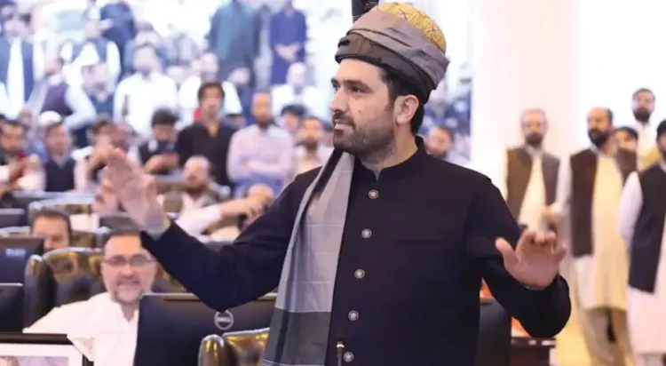 What’s Behind the KP CM’s September 27 Islamabad March?