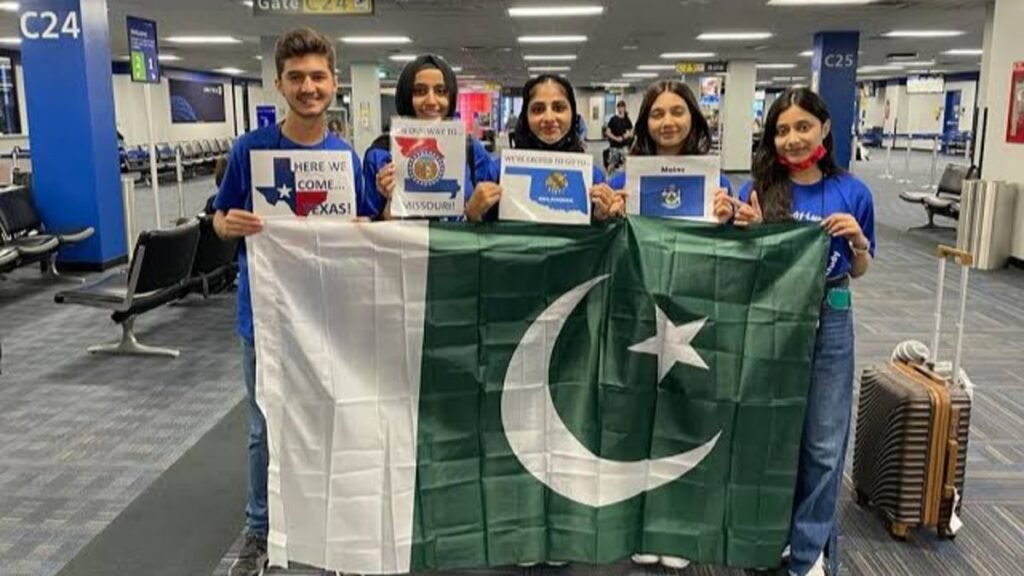 US Opens YES Program for Pakistani Students Pakistani Students