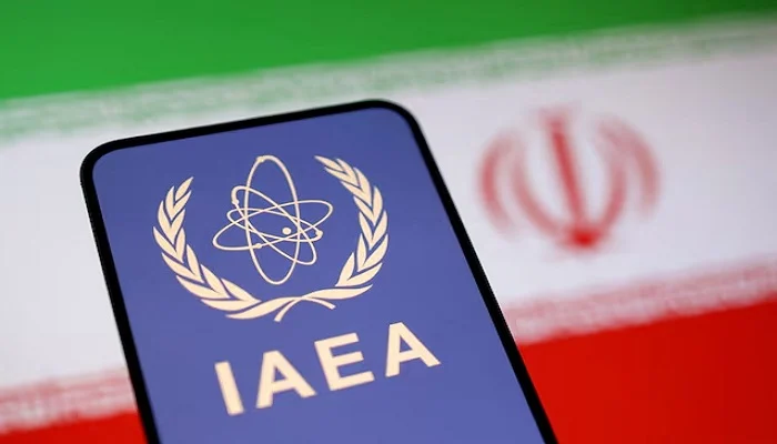 Iran Nuclear Tensions Rise as IAEA Makes First Security Council Referral in 20 Years