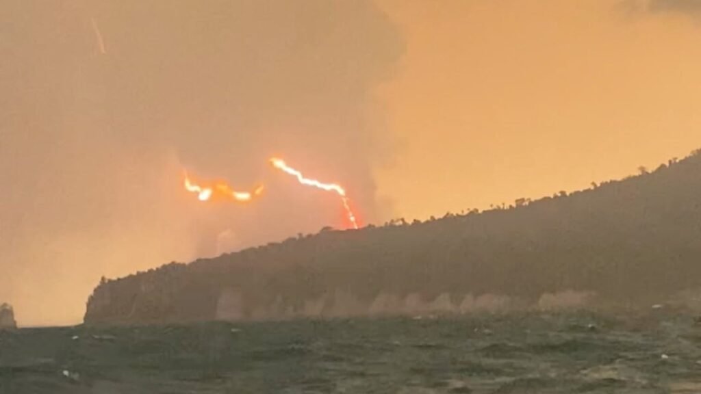 Anak Krakatau Eruption Shuts Seven Indonesian Airports, Disrupting Travel for 341,000 Passengers