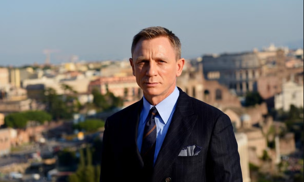 Daniel Craig’s The Golden Compass Faces Tubi Setback Daniel Craig