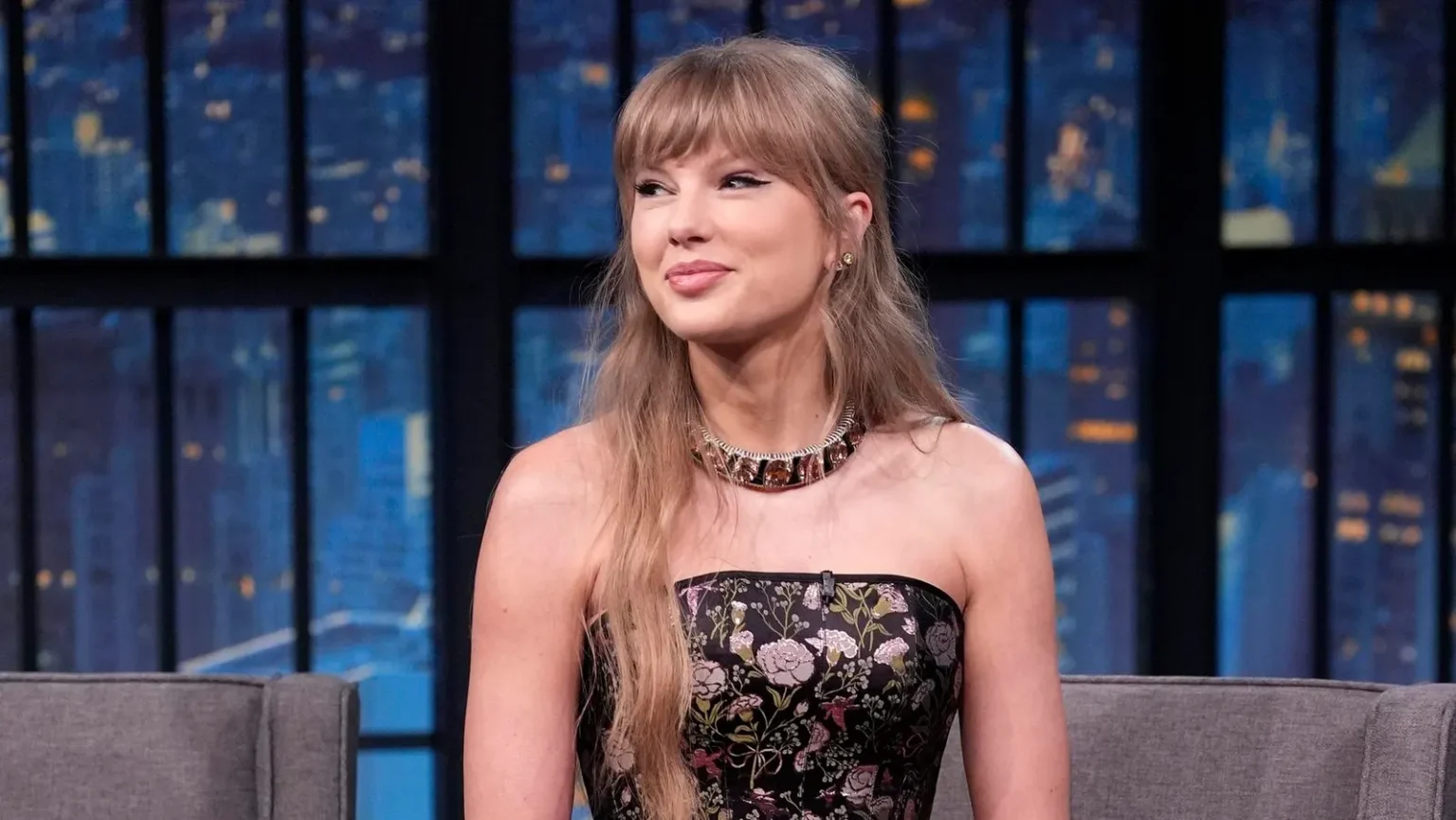 Taylor Swift Earns New Milestone With Country Chart Hit Taylor Swift