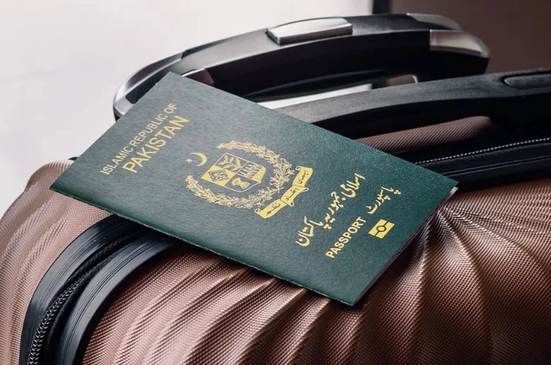 No Visa Needed: Pakistan, Saudi Arabia Ease Travel for Special Passport Holders