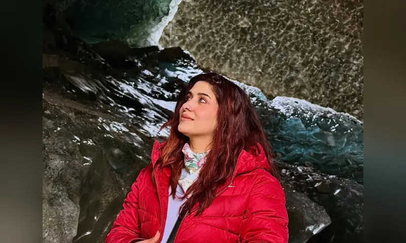 Body of Pakistani Climber Asma Mushtaq Airlifted to Skardu After Difficult Recovery
