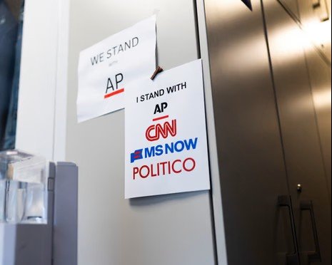 Trump’s White House Media Ban Heads to Court as CNN, MS NOW and Politico Fight Back