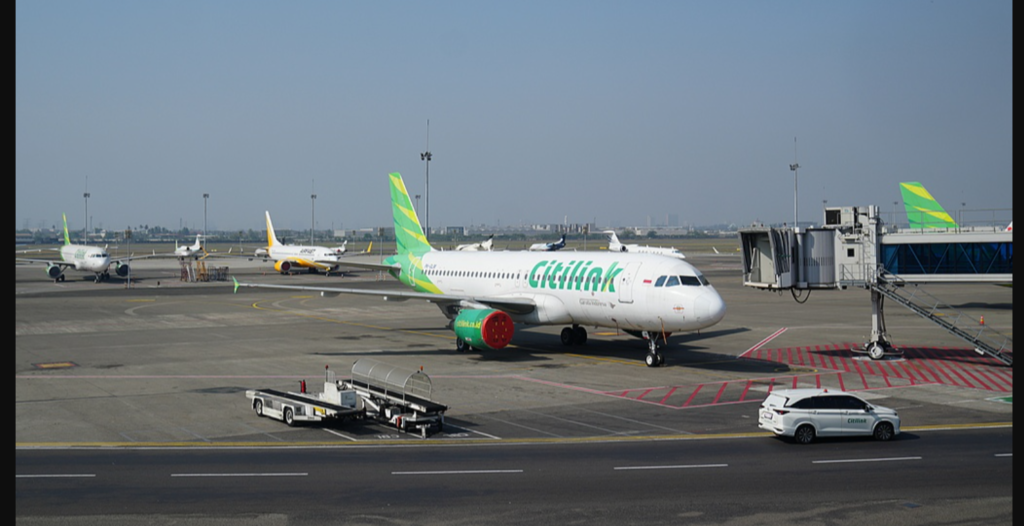 Jakarta Airport Closure Extended After Volcano Eruption: What Travellers Need to Know Jakarta Airport Closure