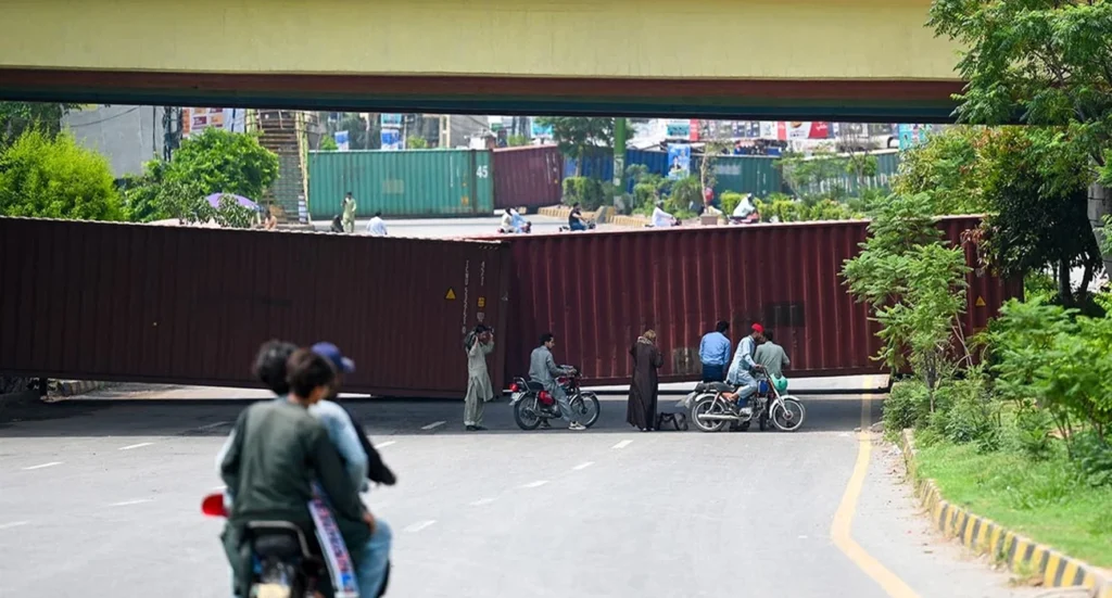 Islamabad Tightens Security Ahead of Protests, Highways May Be Trenched