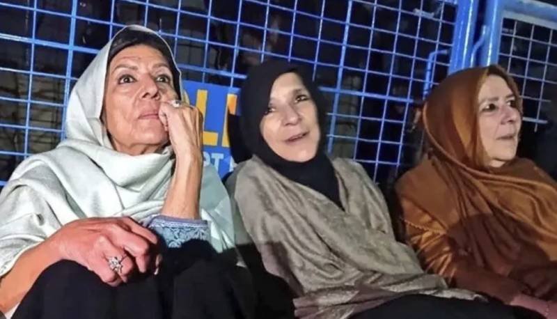 Imran Khan’s Sisters Uzma and Noreen Detained for 30 Days Ahead of PTI Protest