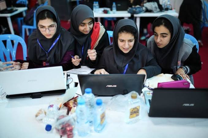 Iranian Girls Build Football-Playing Robots, Turning Tehran Event Into a Showcase of Tech Ambitions
